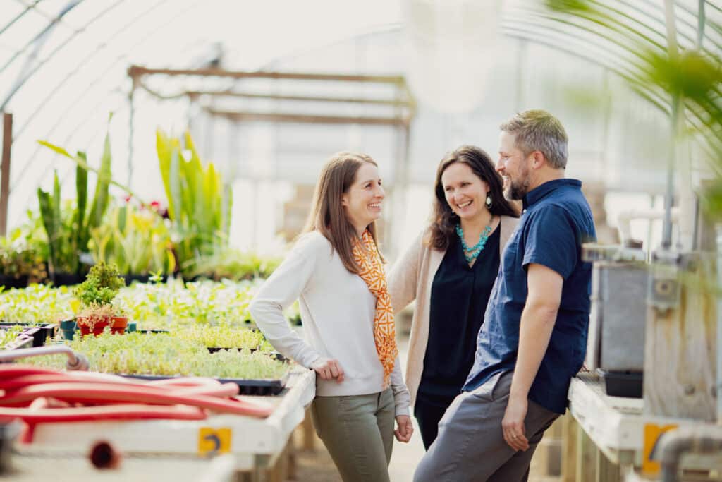 Faculty collaborate in greenhouse at UT Gardens